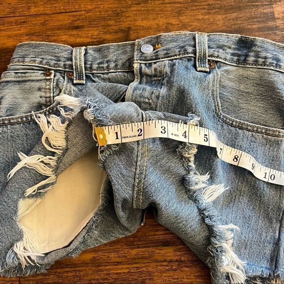 501 levis Button Fly Denim shorts Size 29 - Picture 8 of 10